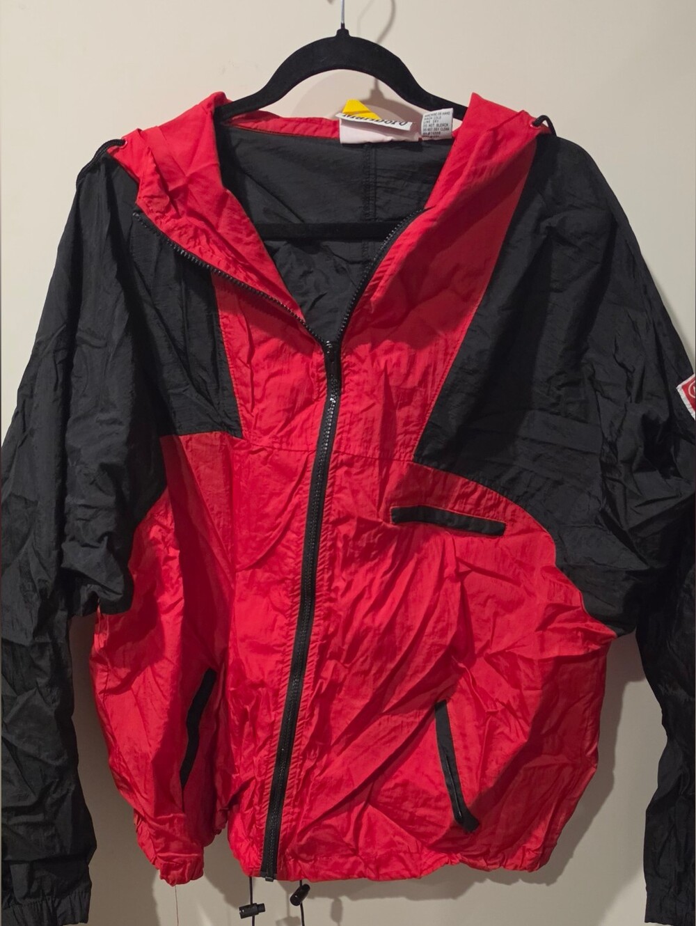 Marlboro Adventure Team Red and Black Hooded Windbreaker XL